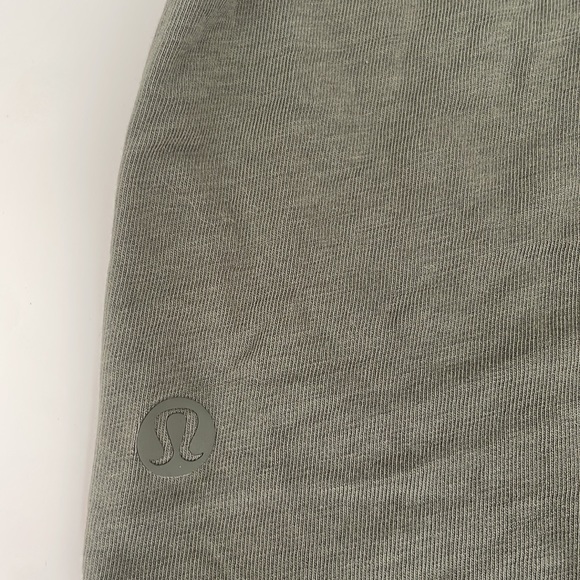 Lululemon Olive Green Tank Top Size 4 - Picture 5 of 6